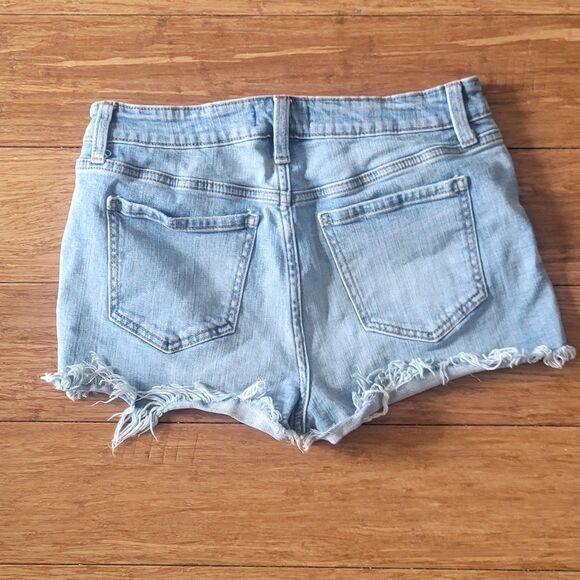 Studio Blue Flyn Distressed Frayed Hem Indigo Shorts Women's Size 29 - Picture 3 of 5